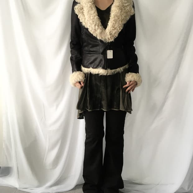 Lamb fur mixed mustang