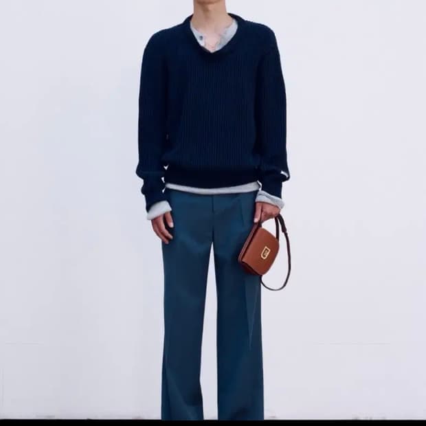 (S) 렉토 24SS 자카드 패치 니트 네이비