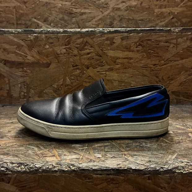 PRADA 프라다 슬립온 타입 스니커즈 240