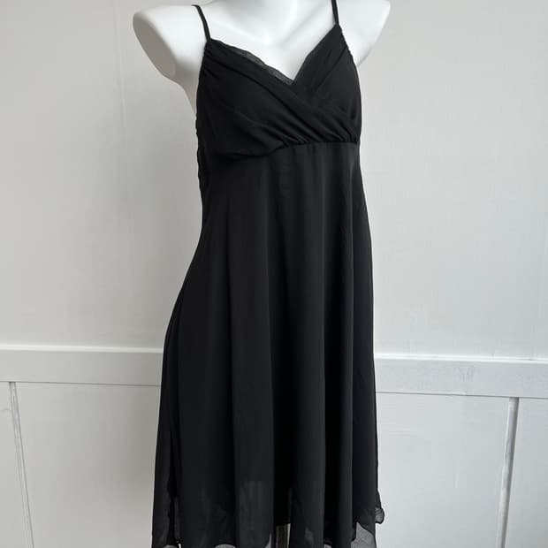 COCCOLUSSI 블랙 쉬폰 슬립