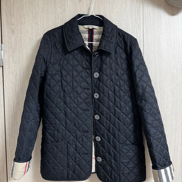 버버리 브릿 퀼팅 자켓 블랙 M
