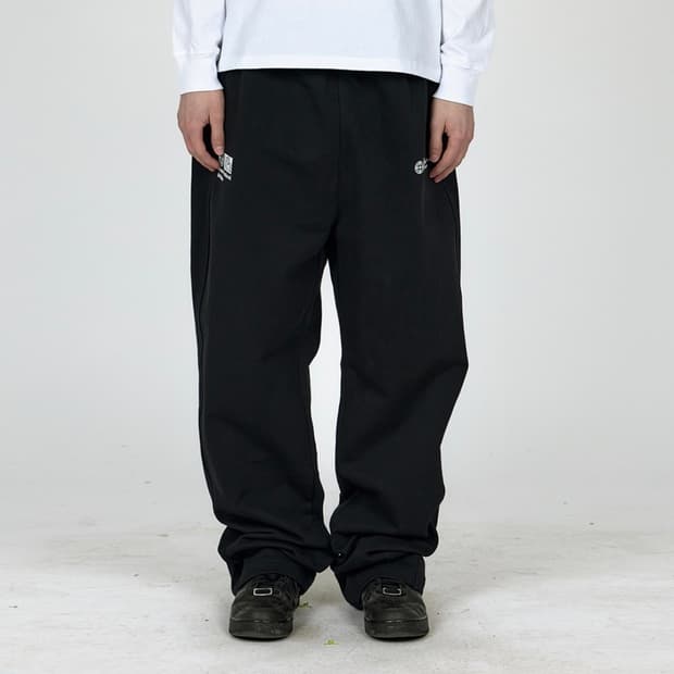 플라스틱프로덕트 스웻팬츠 블랙S 새상품