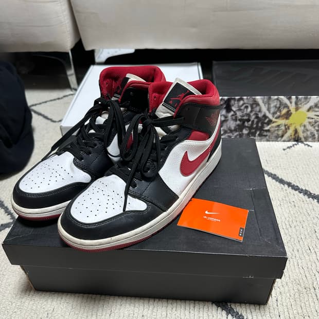 [275] 나이키 조던1 미드 짐레드