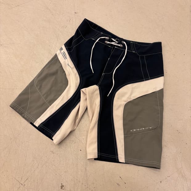 오클리 컬러블럭 보드숏 반바지