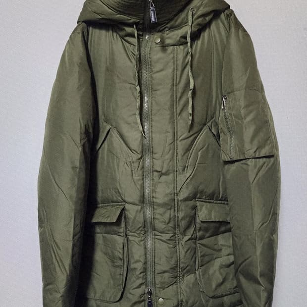 이스트 쿤스트 다운점퍼  