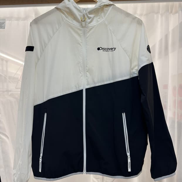 디스커버리 바람막이 화이트/블랙