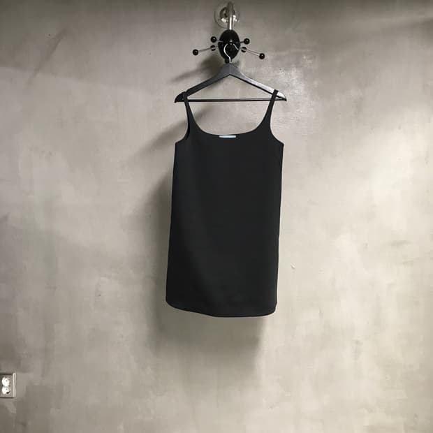 프라다 슬리브리스 40