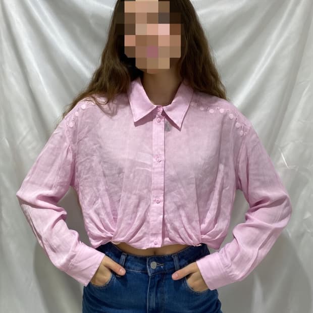 (새상품)마쥬 크롭트 트위스트 라미 셔츠