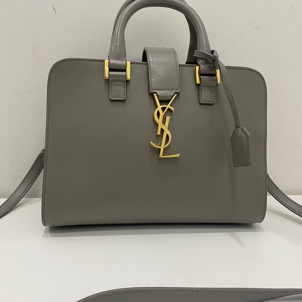 생로랑 모노그램 카바스백