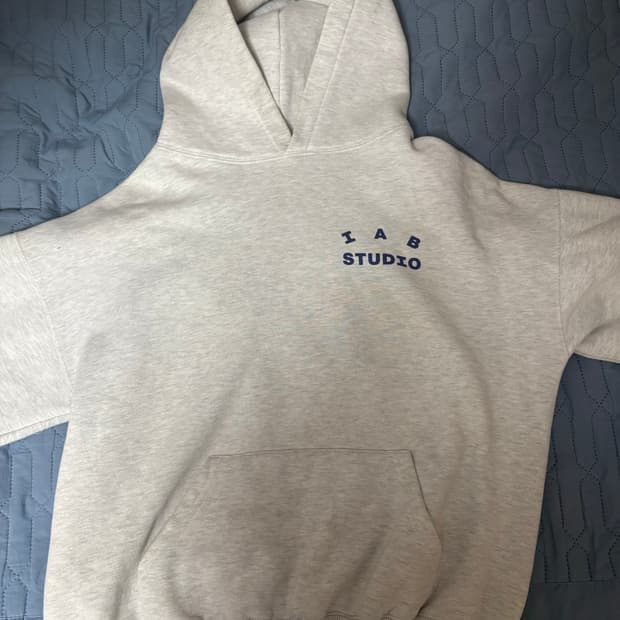 IAB 스튜디오 후드티 L사이즈