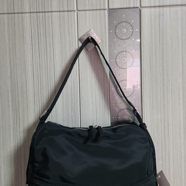 새상품:)나일론 블랙 토트 숄더백