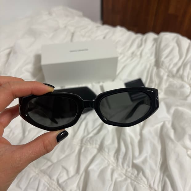 젠틀몬스터 데본