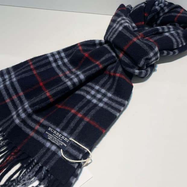 버버리 체크 목도리 A1425