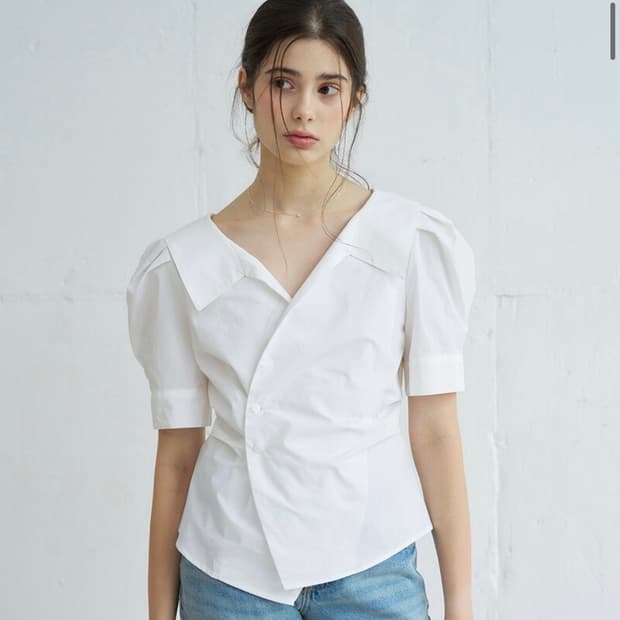 PUFF SLEEVE COLLAR WRAP BLOUSE