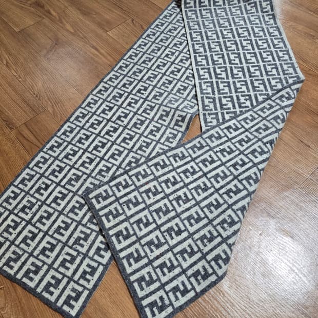 펜디 머플러 목도리