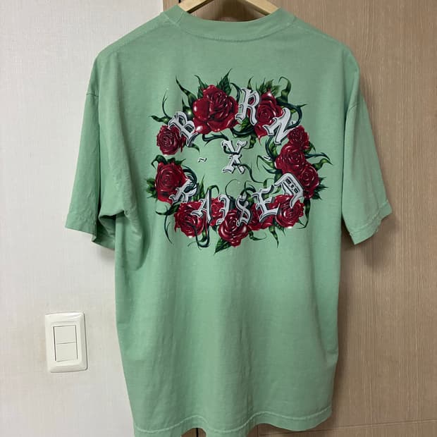 [L]본앤레이즈드 로즈 티셔츠