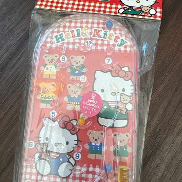 고전 헬로키티 게임기