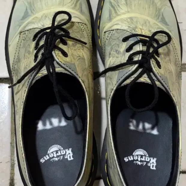 닥터마틴 윌리엄블레이크 260 uk7