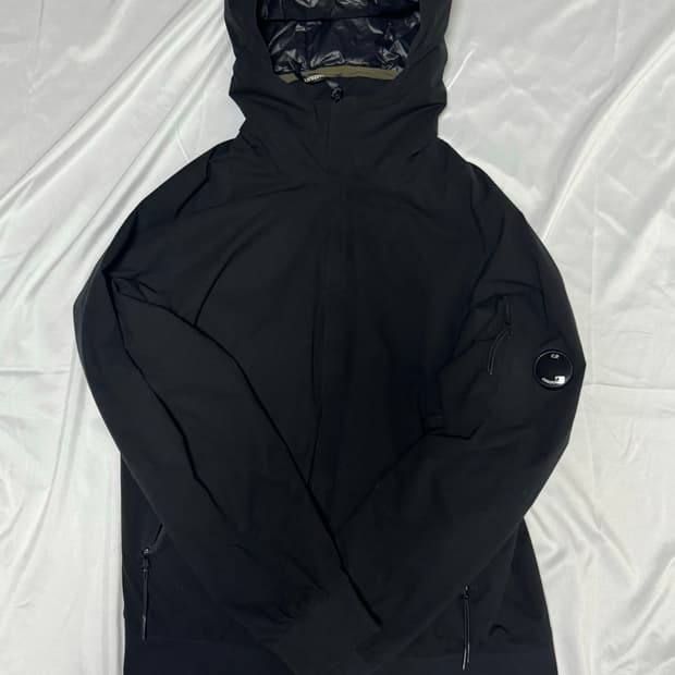 Cp컴퍼니 pro tec hoodie jacket