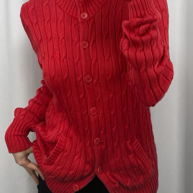 폴로 레드 꽈배기 카라 니트 가디건