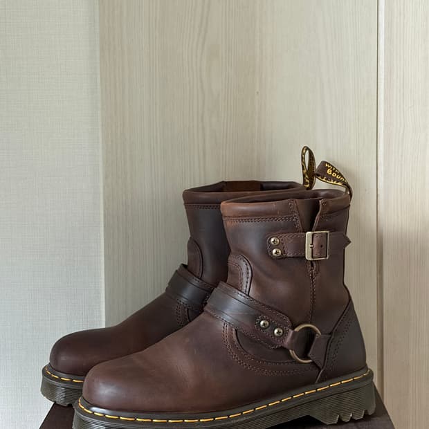 닥터마틴 애니스톤  바이커부츠