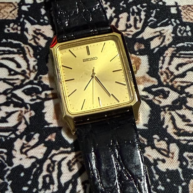 SEIKO 빈티지 쿼츠 시계