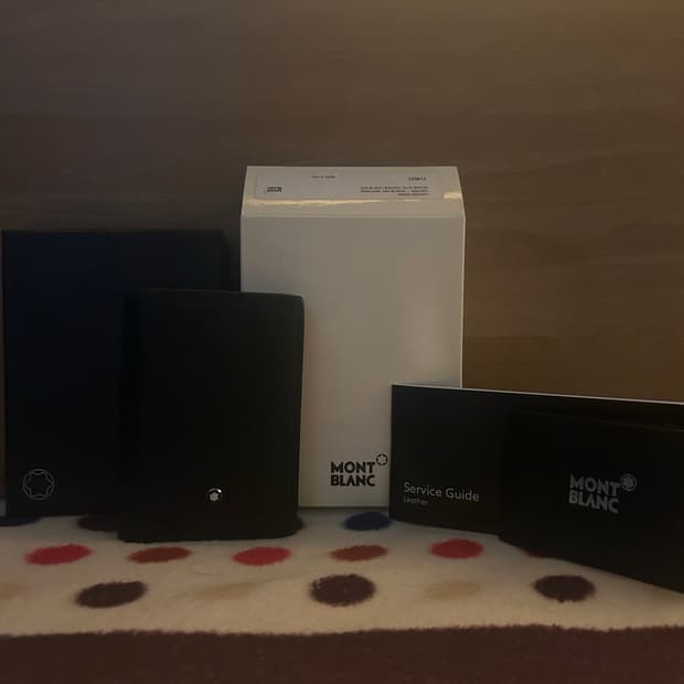 몽블랑 카드지갑 판매합니다