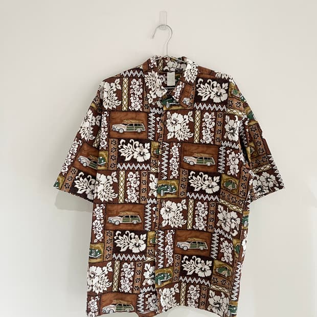 vintage hawaiian shirt (made in HAWAII)