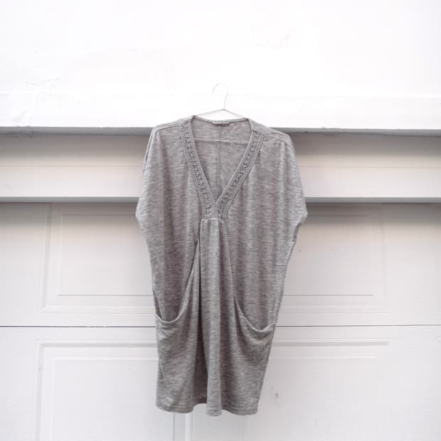 Twist drape pocket half top & ops / grey