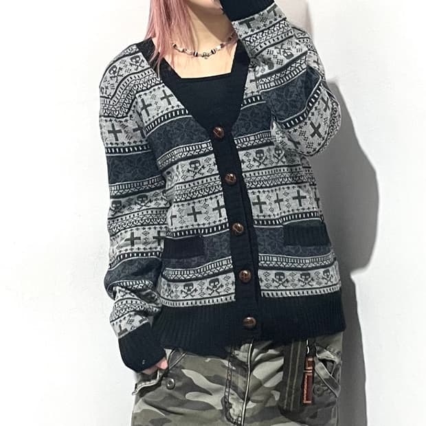 펑크 스컬 니트 가디건