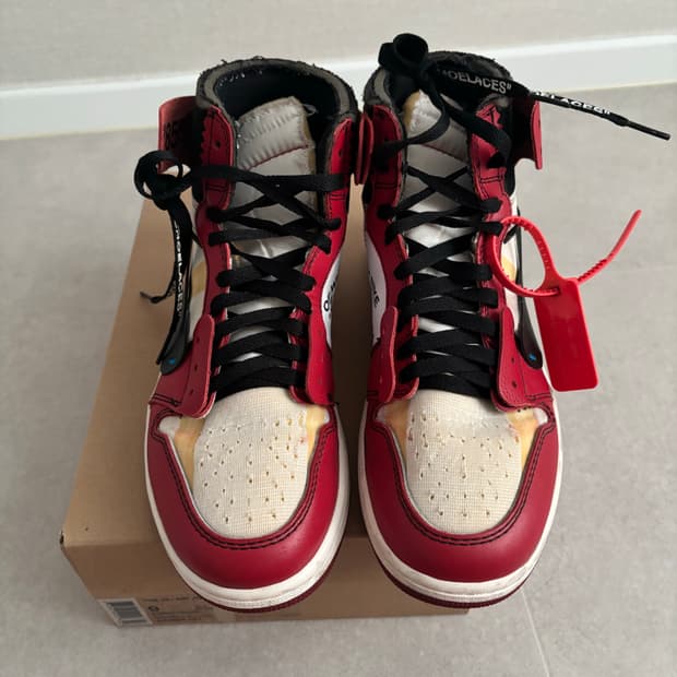 나이키 조던1 오프화이트 시카고