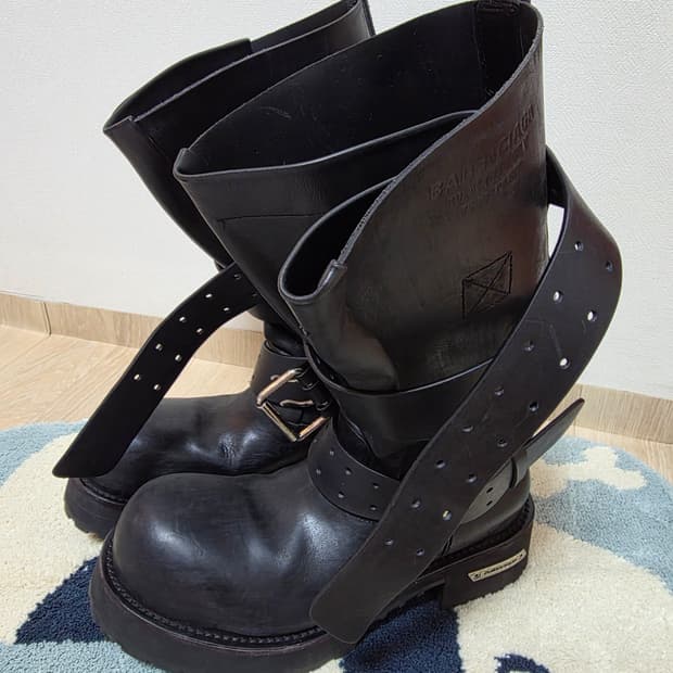 발렌시아가 베놈부츠 하이(43)