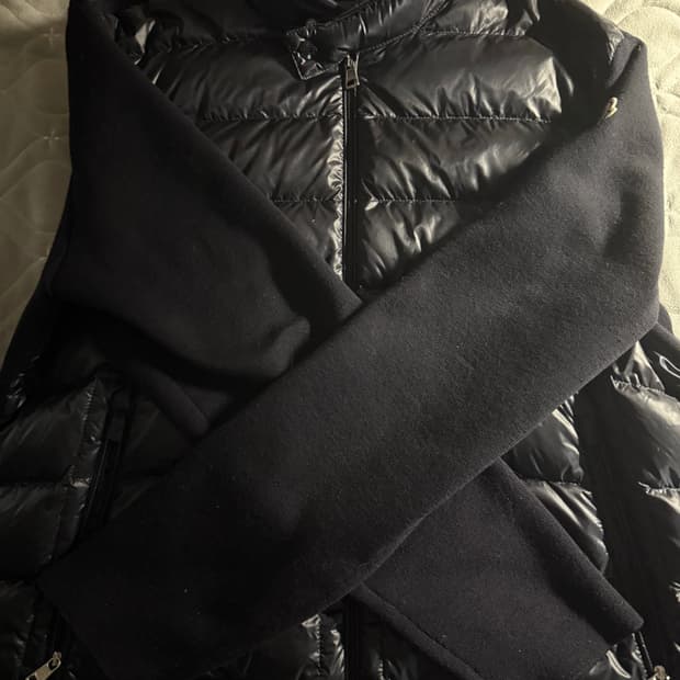 몽클레어 경량패딩 XL