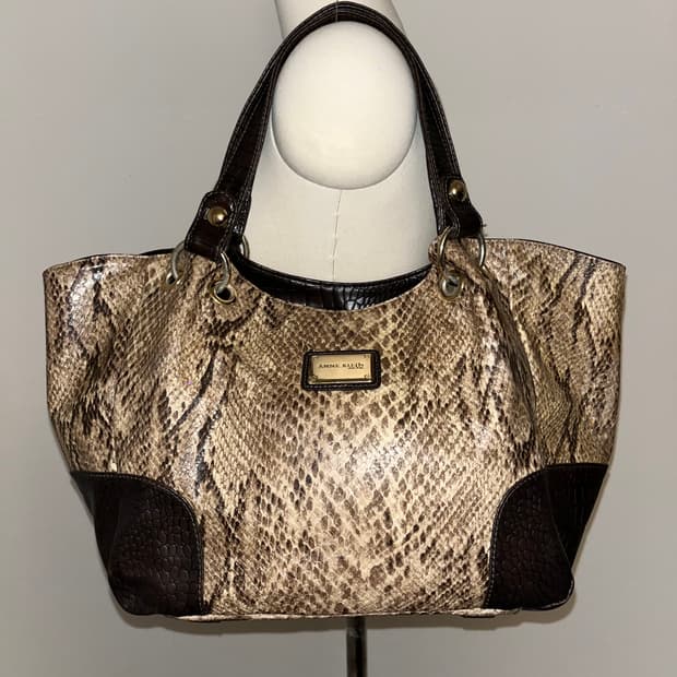 🎉BLACK FRIDAY🎉 Anne klein leather bag