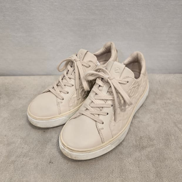 에코 ECCO 여성 스니커즈 225~230