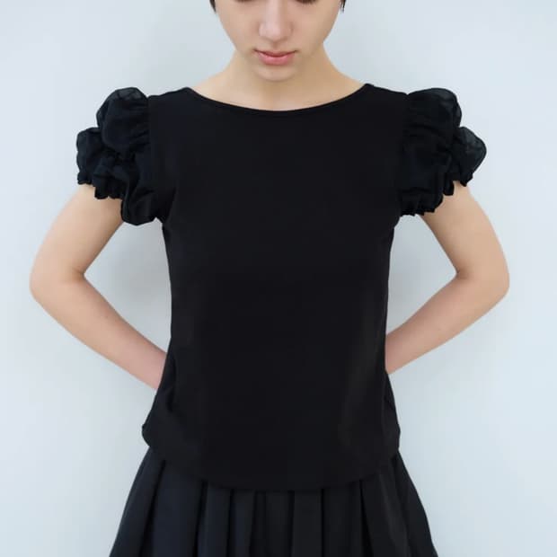 버뮬라 PUFF SLEEVE T-SHIRT (BLACK)