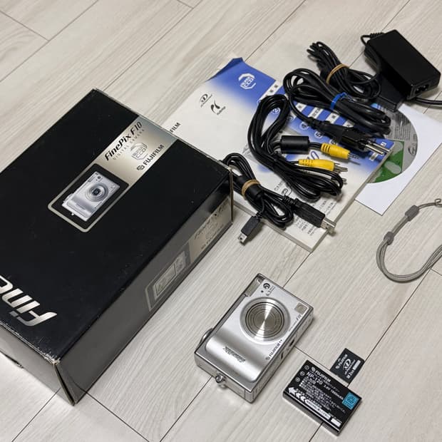 후지필름 파인픽스 F10 빈티지 디카 디지털카메라