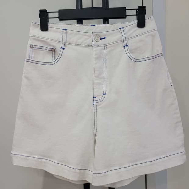 스텔라 맥카트니 하이웨이스트 화이트 데님 반바지 27사이즈