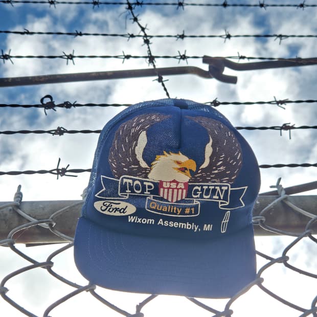 (A) 80‘s Vintage Ford Trucker Hat