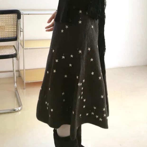 이즈이즈 나의나인 별 스커트 블랙