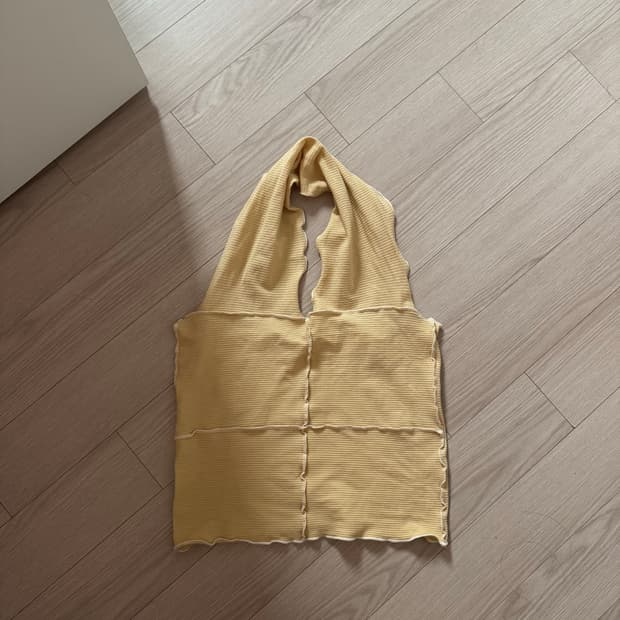베이스레인지 Cinder Halter Top M사이즈