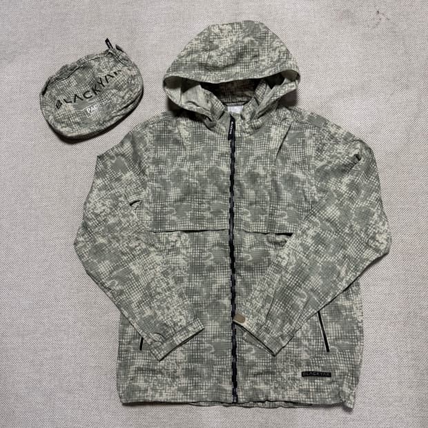 블랙야크 카모플라쥬 바람막이 자켓