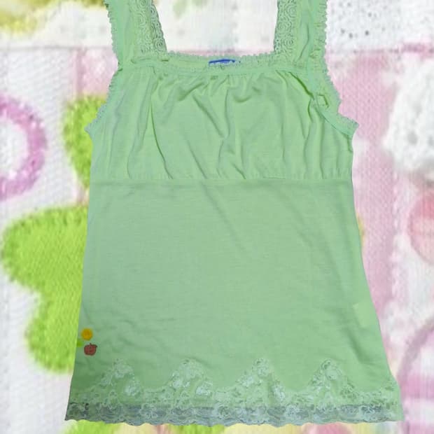 빈티지 모리걸 메로나 레이스 나시 블라우 슬리브리스 단추