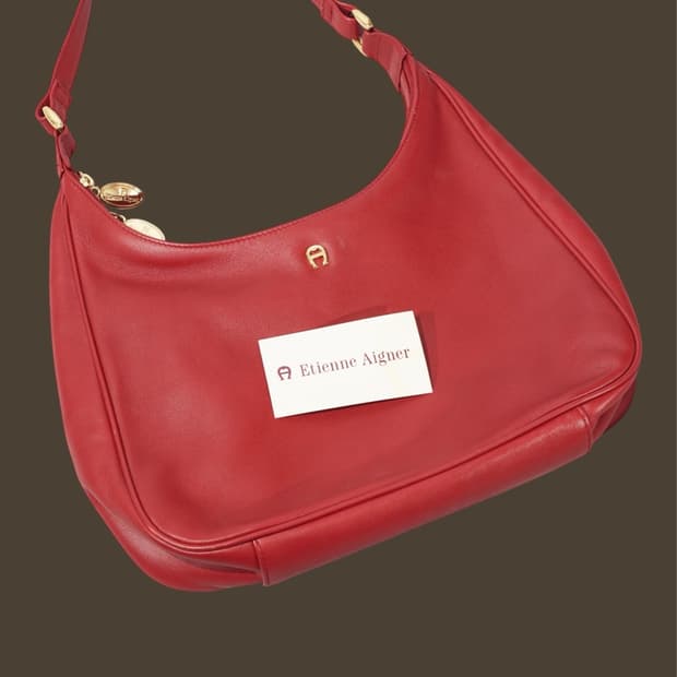 Aigner 90s 마룬 레더 백