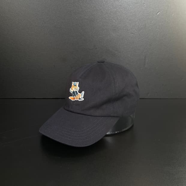 메종 키츠네 드레스드 폭스 6P 볼캡