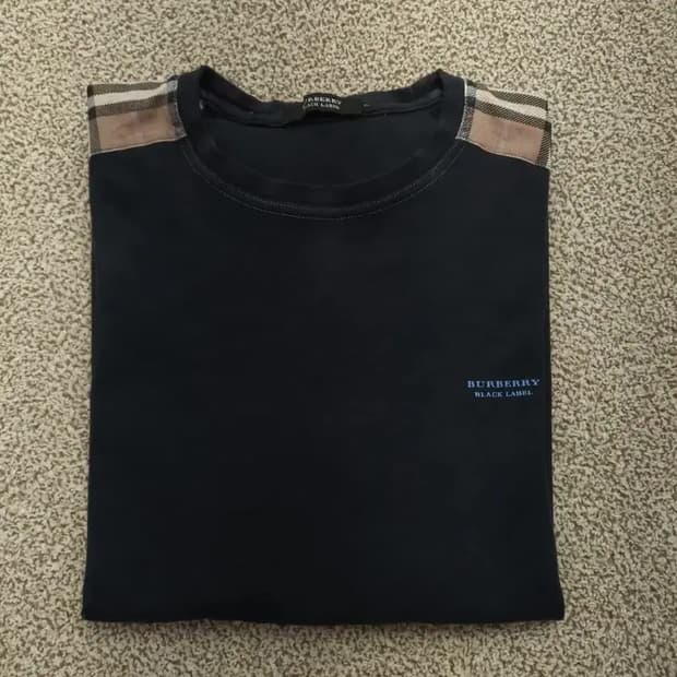 버버리 블랙 라벨 블랙 티셔츠~66