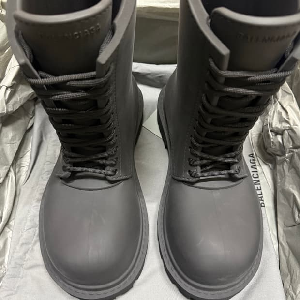 [42] 발렌시아가 스테로이드 부츠