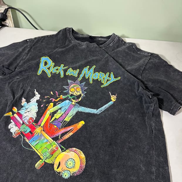 M 100 ROMWE 블리치블랙 RICK AND MORY 코튼 반팔티