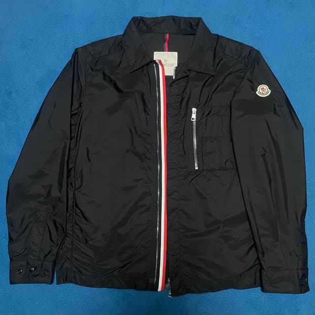 백화점판 새상품급 정품 몽클레어 바람막이 자켓