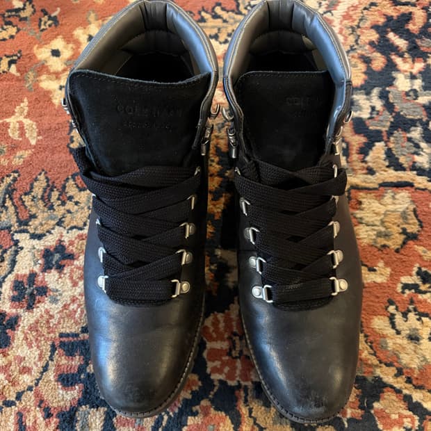 콜한 하이킹 부츠